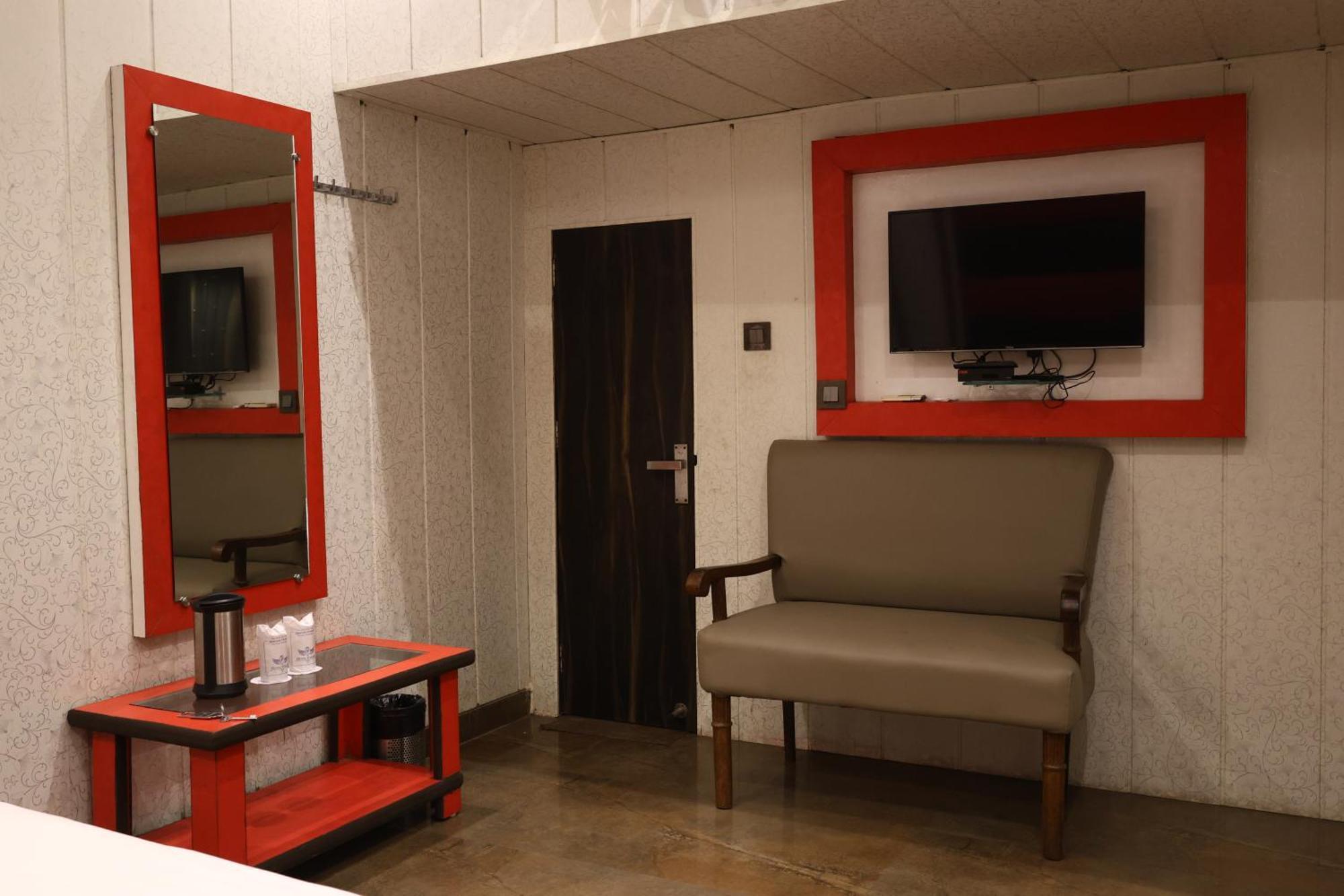 Hotel Pardesi Haridwār Εξωτερικό φωτογραφία