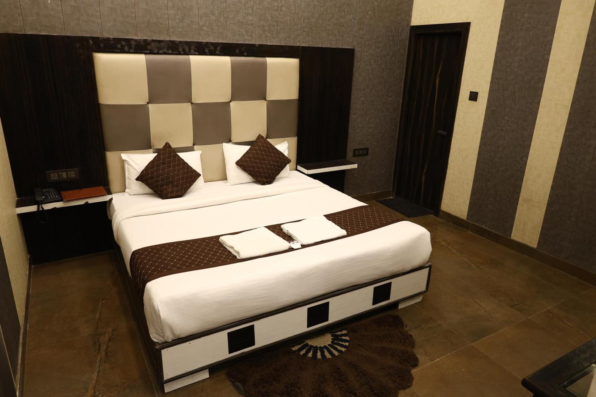 Hotel Pardesi Haridwār Εξωτερικό φωτογραφία