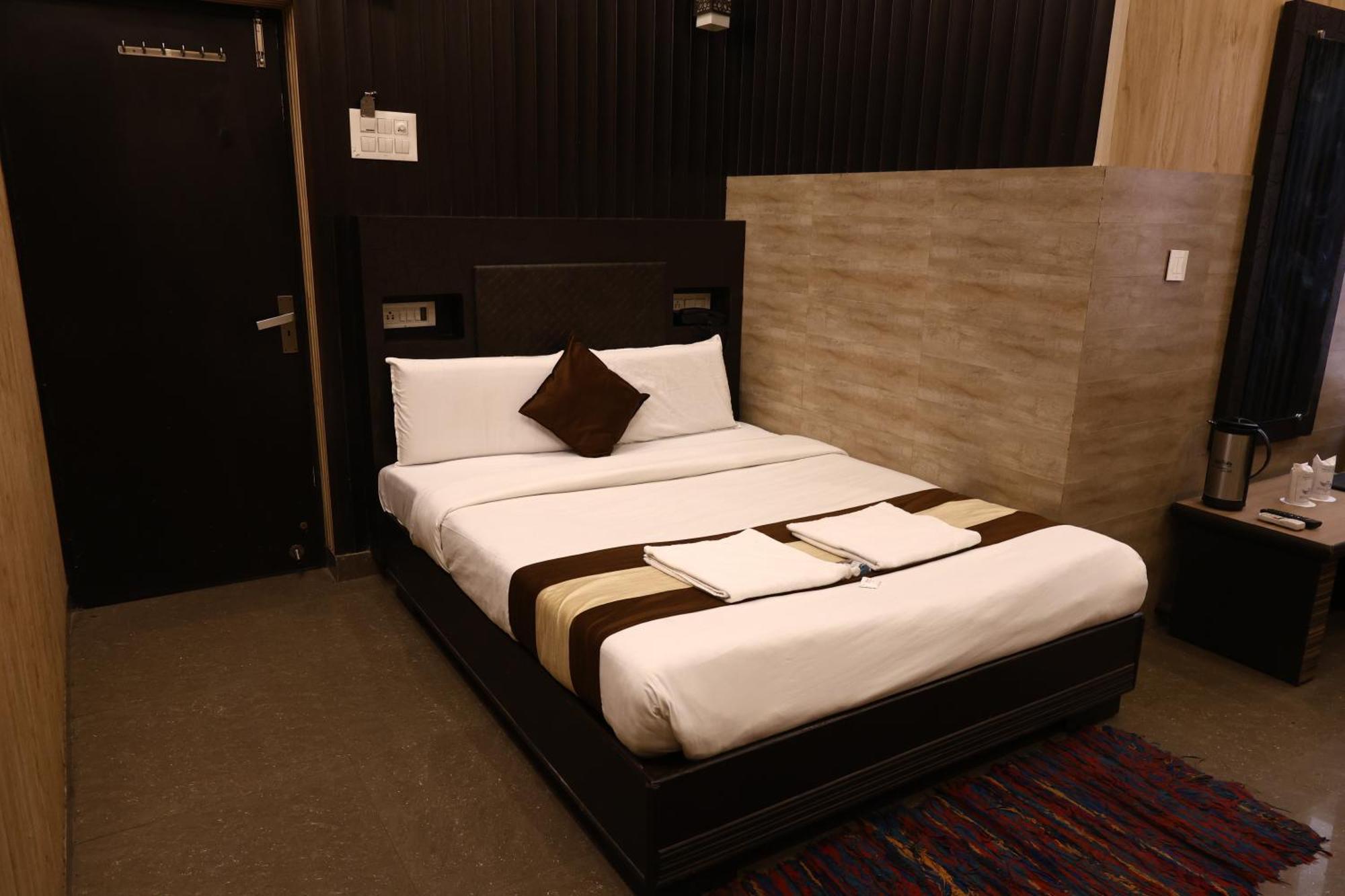 Hotel Pardesi Haridwār Εξωτερικό φωτογραφία